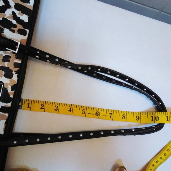 Large Shoulder Tote Handbag - Picture 15 of 16